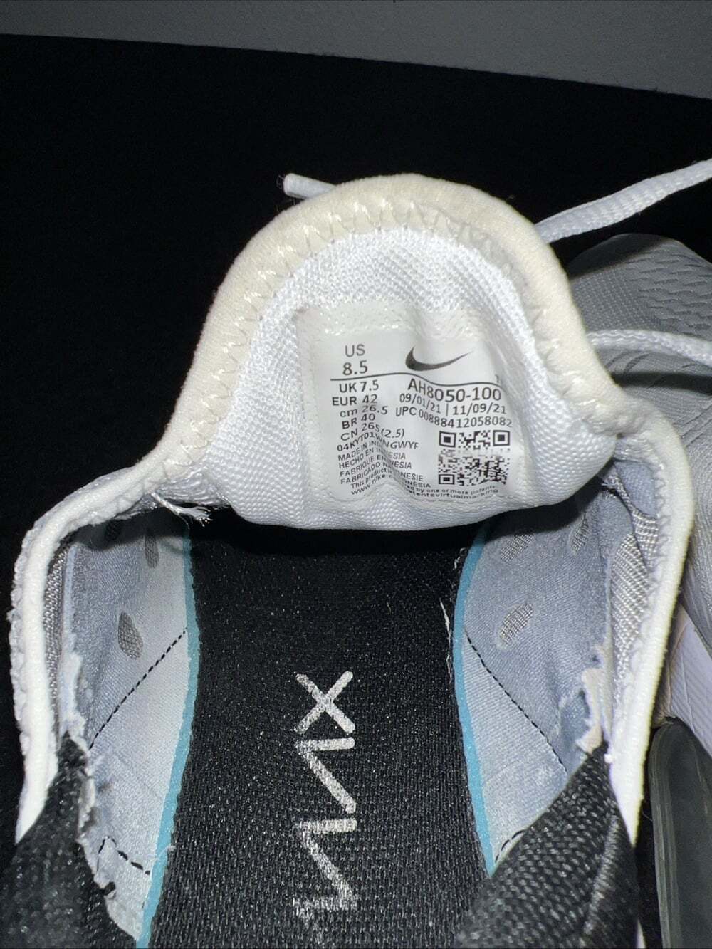 Nike Air Max 270 Triple White Ah8050-100 Mens 8.5 Sneakers - Picture 7 of 8